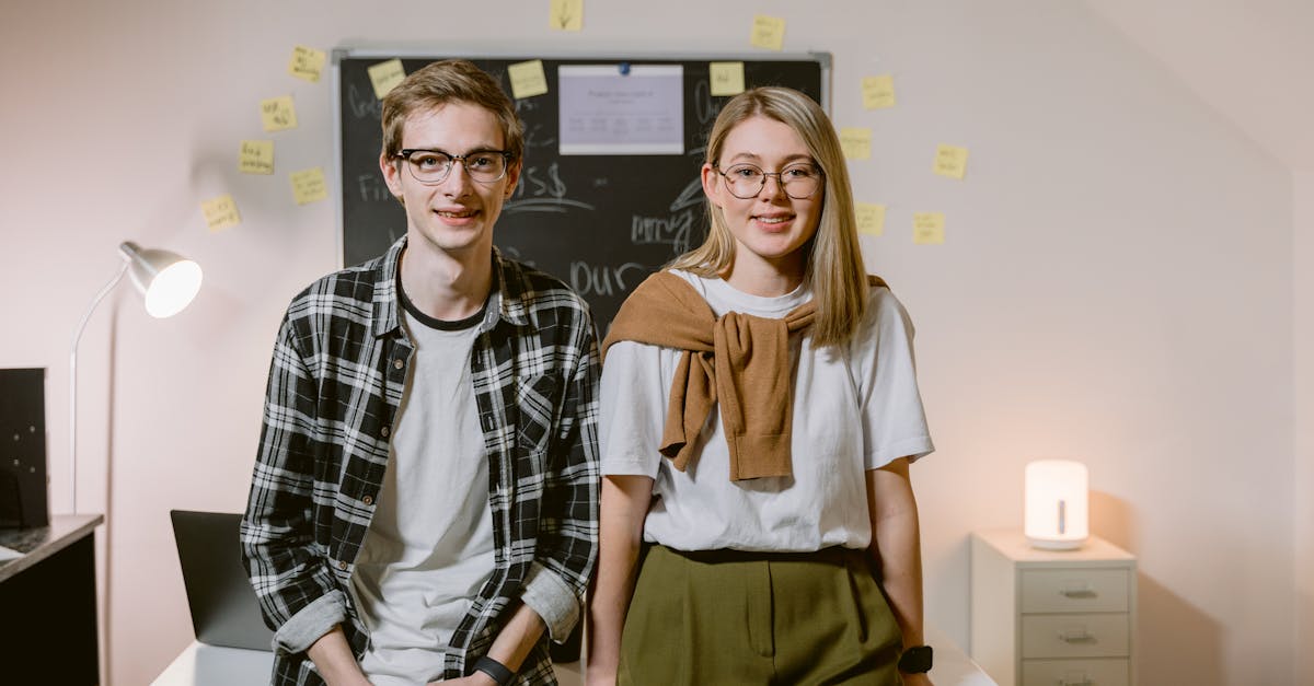 欧盟方盒万宝路葡萄爆珠：临安代理注册企业商标